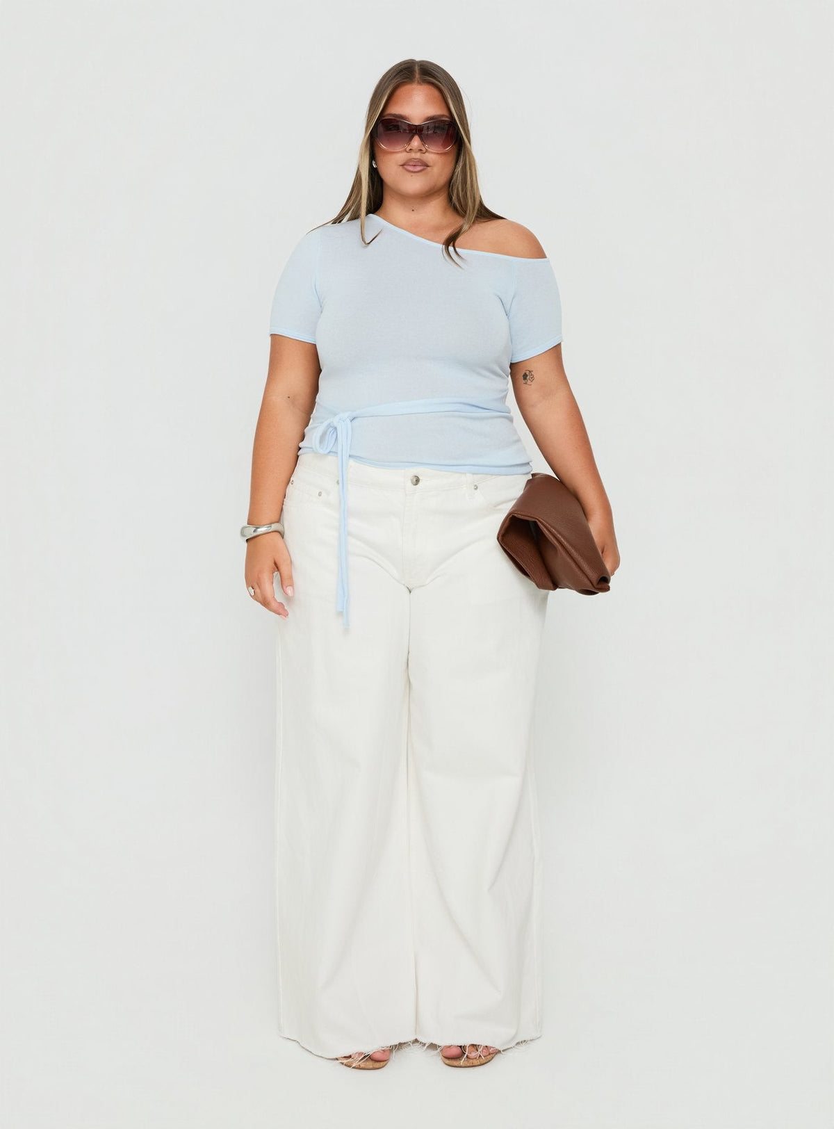 Darla Low Rise Straight Leg Jean White Curve