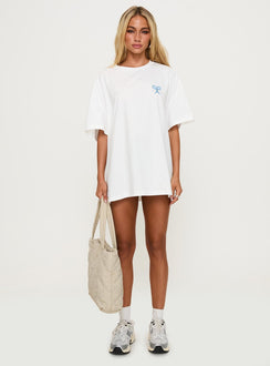 side view of model wearing Princess Polly Club Polly Oversized Tee White Half Sleeves Crew Neck 