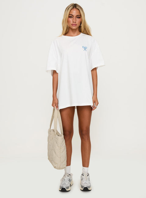 side view of model wearing Princess Polly Club Polly Oversized Tee White Half Sleeves Crew Neck 