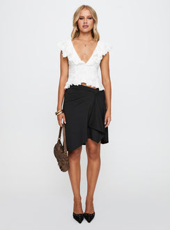 Thespian Embroidered Top White