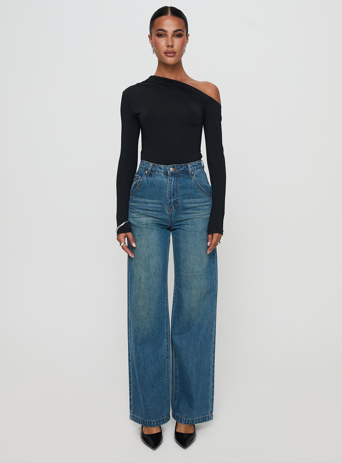 front view of model wearing Princess Polly Antilles One Shoulder Bodysuit Black Full Sleeves 