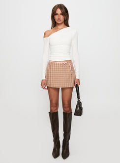 front view of model wearing Princess Polly Beller Long Sleeve Top White Full Sleeves Asymmetric Neckline 