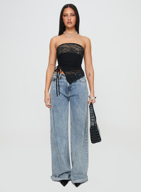 front view of model wearing Princess Polly Chianti Strapless Top Black Sleeveless straight 