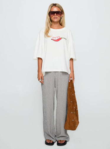 Stay Spicy Graphic Top White