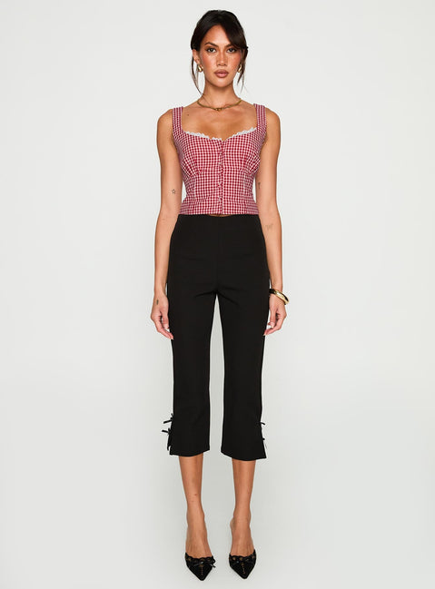 Bruncheon Top Red / White