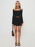 Long sleeve top Cropped fit, square neckline, cross-over halter detail Good stretch, unlined  Princess Polly Lower Impact 