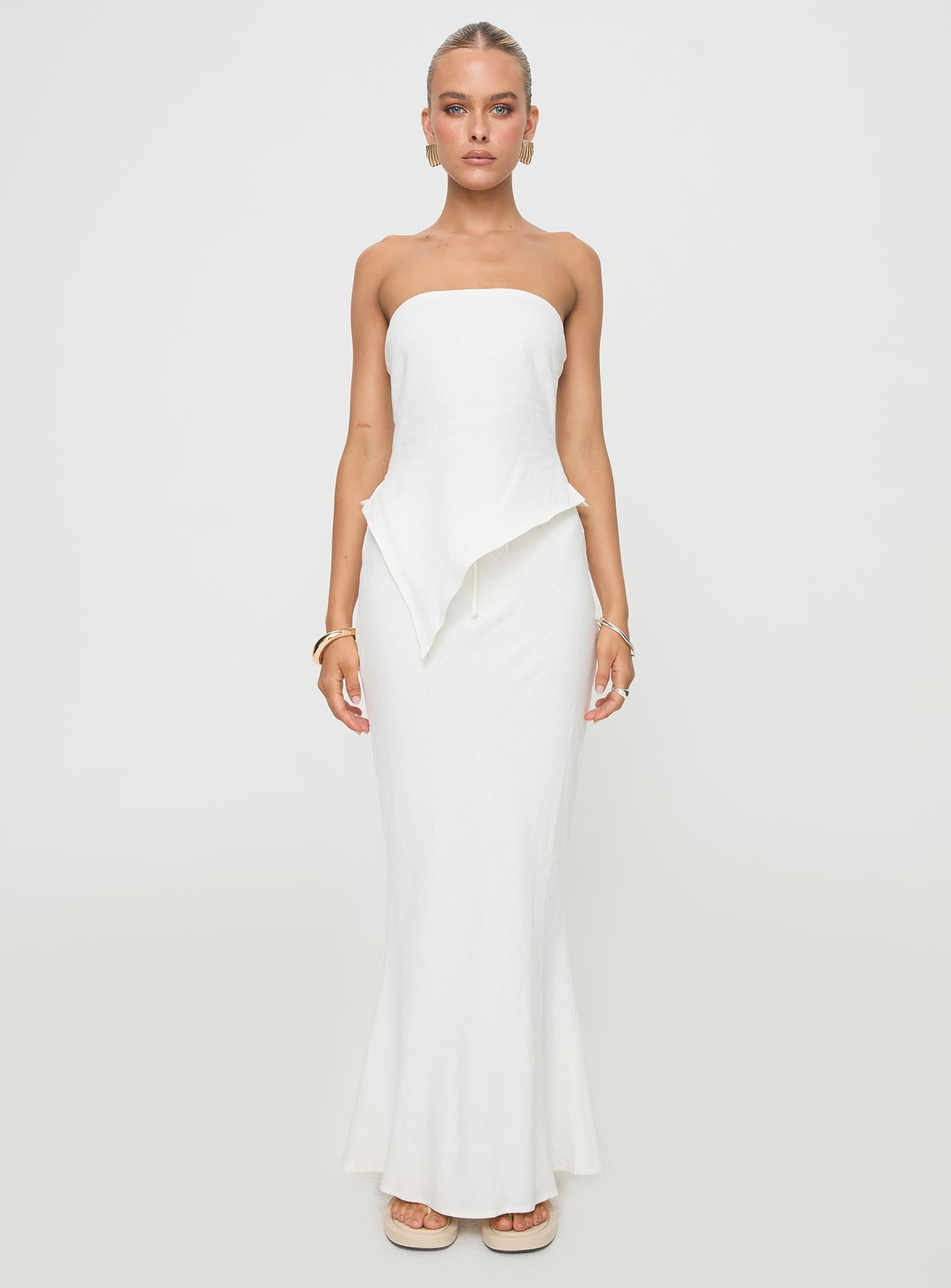 front view of model wearing Princess Polly Birdie Asymmetric Linen Blend Top White Sleeveless straight 