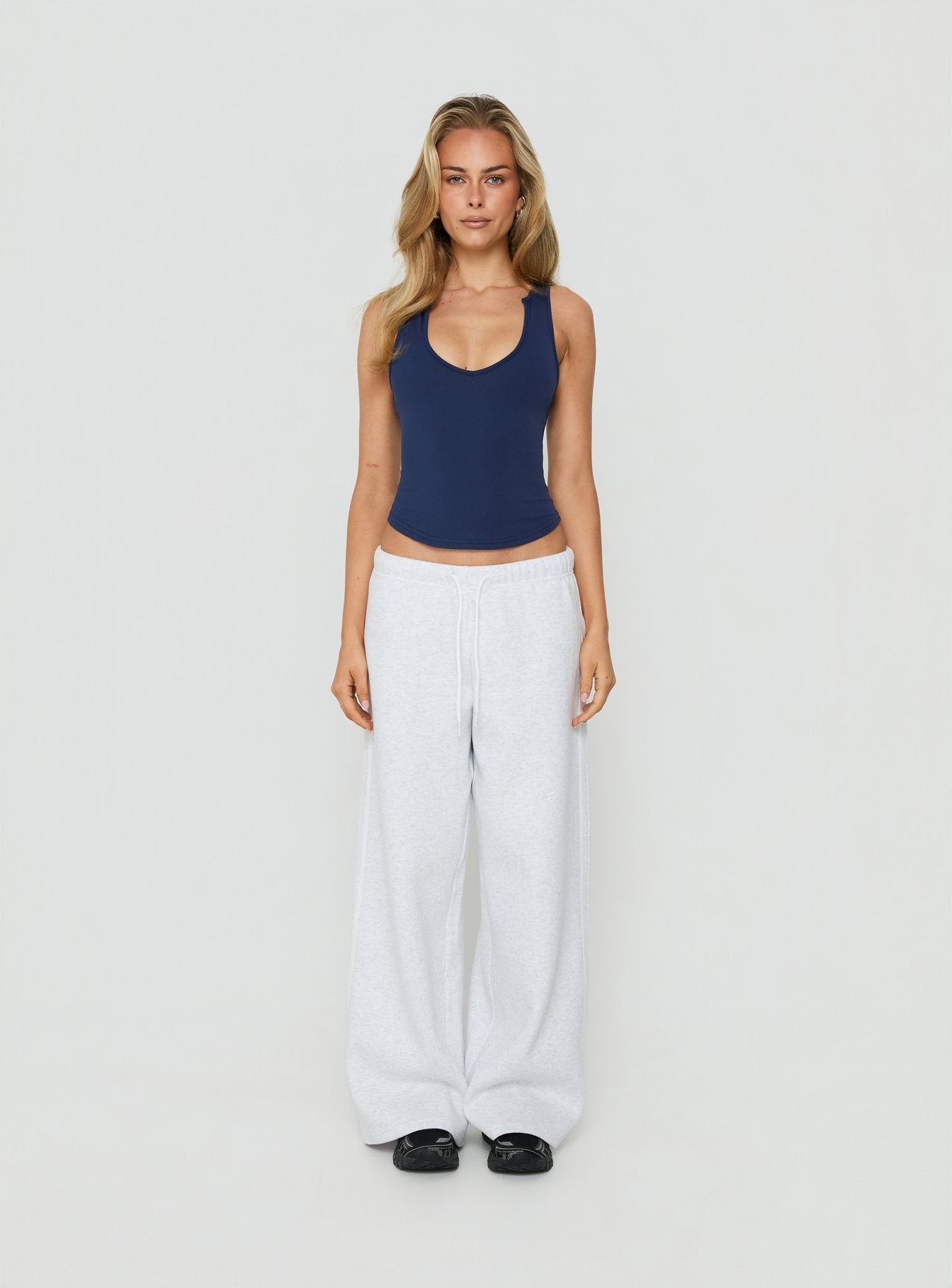 Daily Define Scoop Tank Navy
