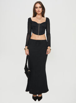 Long sleeve top Sweetheart neckline, corset style, underwire with soft cups at bust, hook & eye fastening, lace detail, mesh sleeves Good stretch, fully lined, sheer sleeves