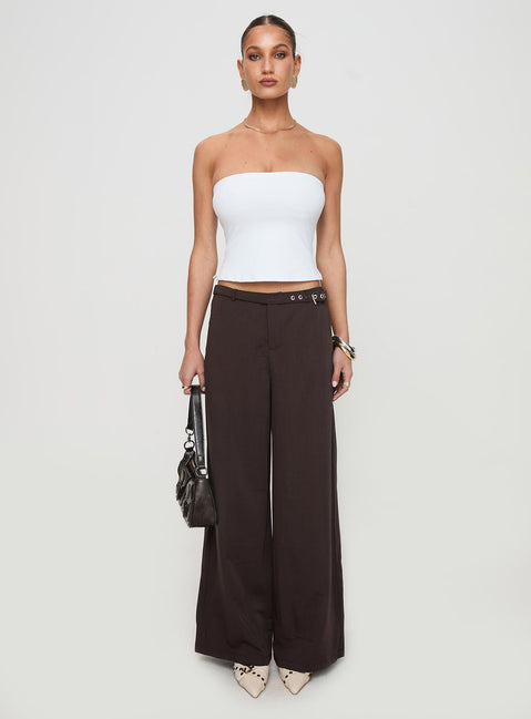 front view of model wearing Princess Polly Aurorah Strapless Top White Sleeveless straight 