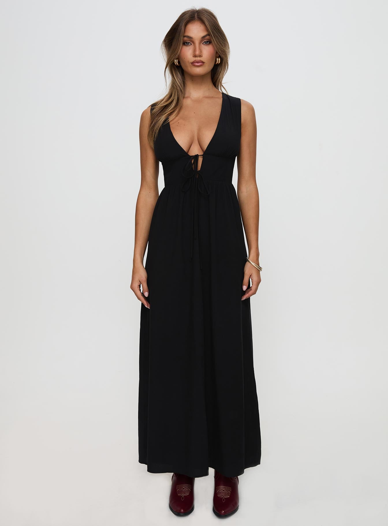 front view of model wearing Princess Polly Pokey Maxi Dress Black Plunger 