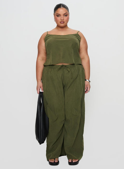 Paigey Set Khaki Curve