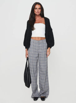 Knit cardigan  Oversized fit, drop shoulder, balloon sleeves Good stretch, unlined 