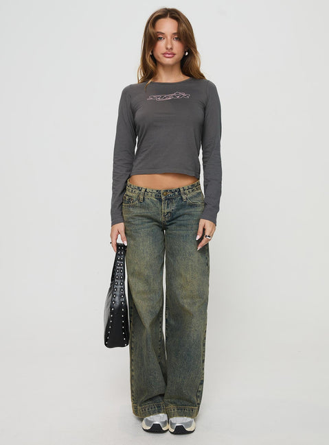 Long sleeve top Crew neck, graphic print Non-stretch material, unlined 