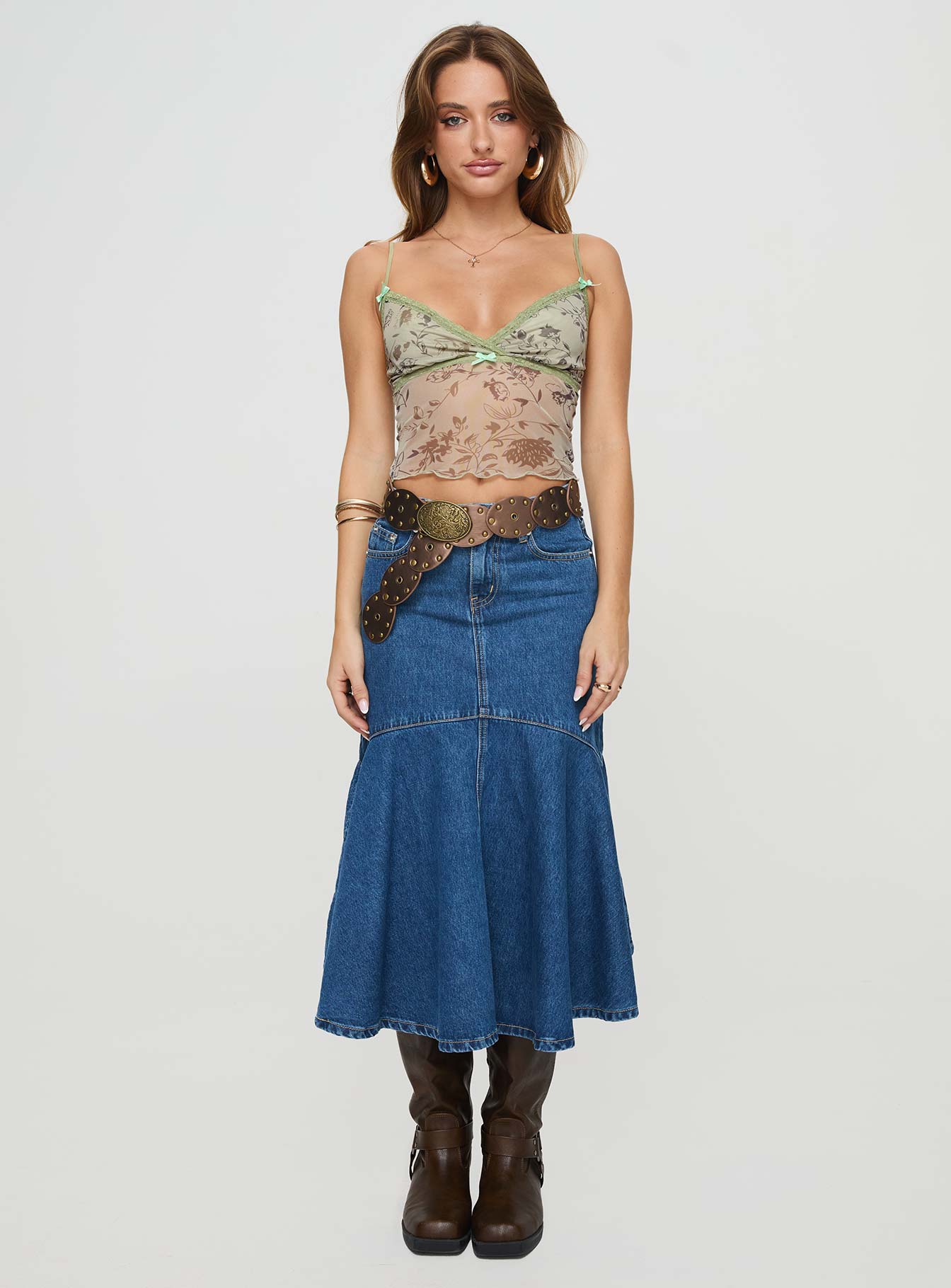 Denim midi skirt Belt looped waist, classic five pocket design, button & zip fastening, peplum hem Non-stretch material, unlined 