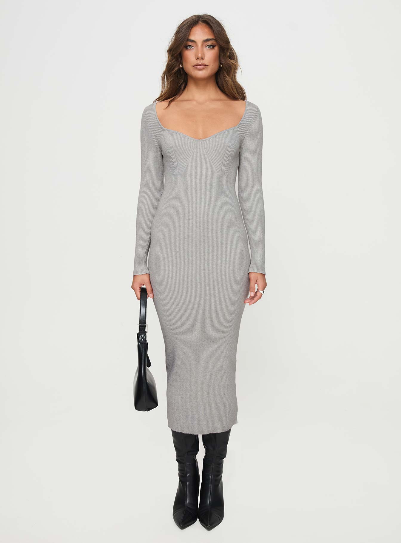 Long sleeve maxi dress  Knit-like material, sweetheart neckline Good stretch, unlined