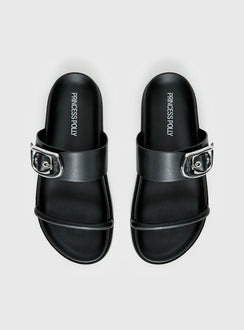 Worth It Buckle Detail Sandals Black