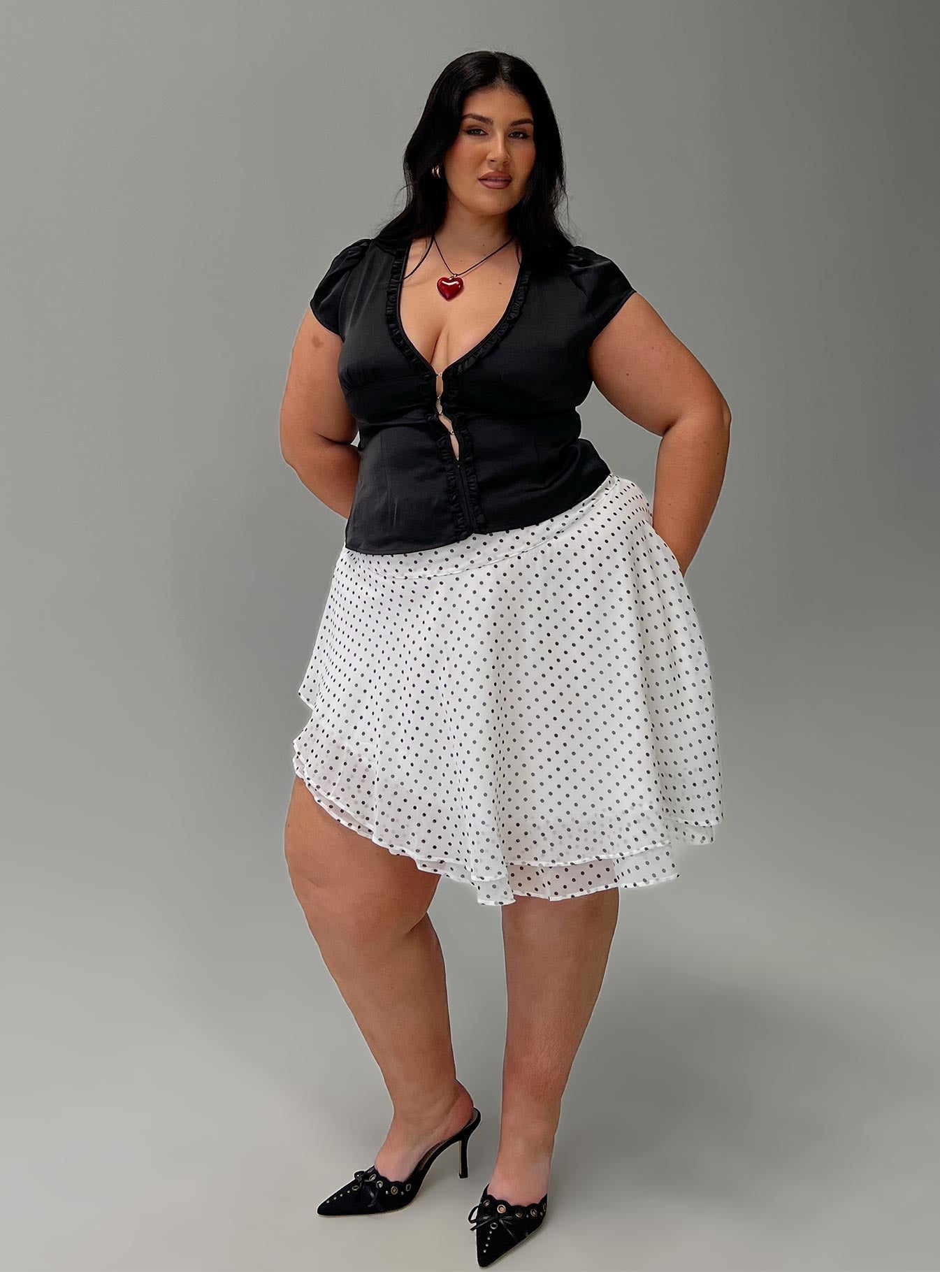 Evanescence Asymmetrical Midi Skirt White / Polka Dot Curve