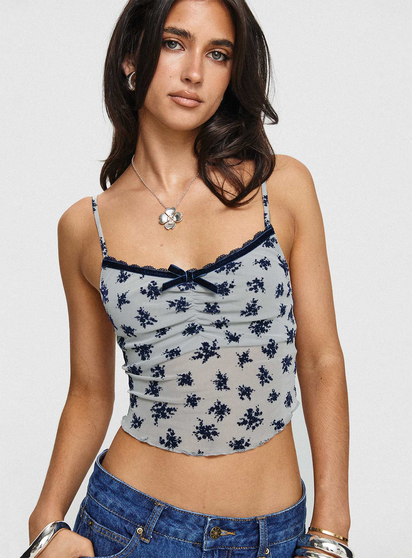 Norde Top Floral Cluster Pale Grey