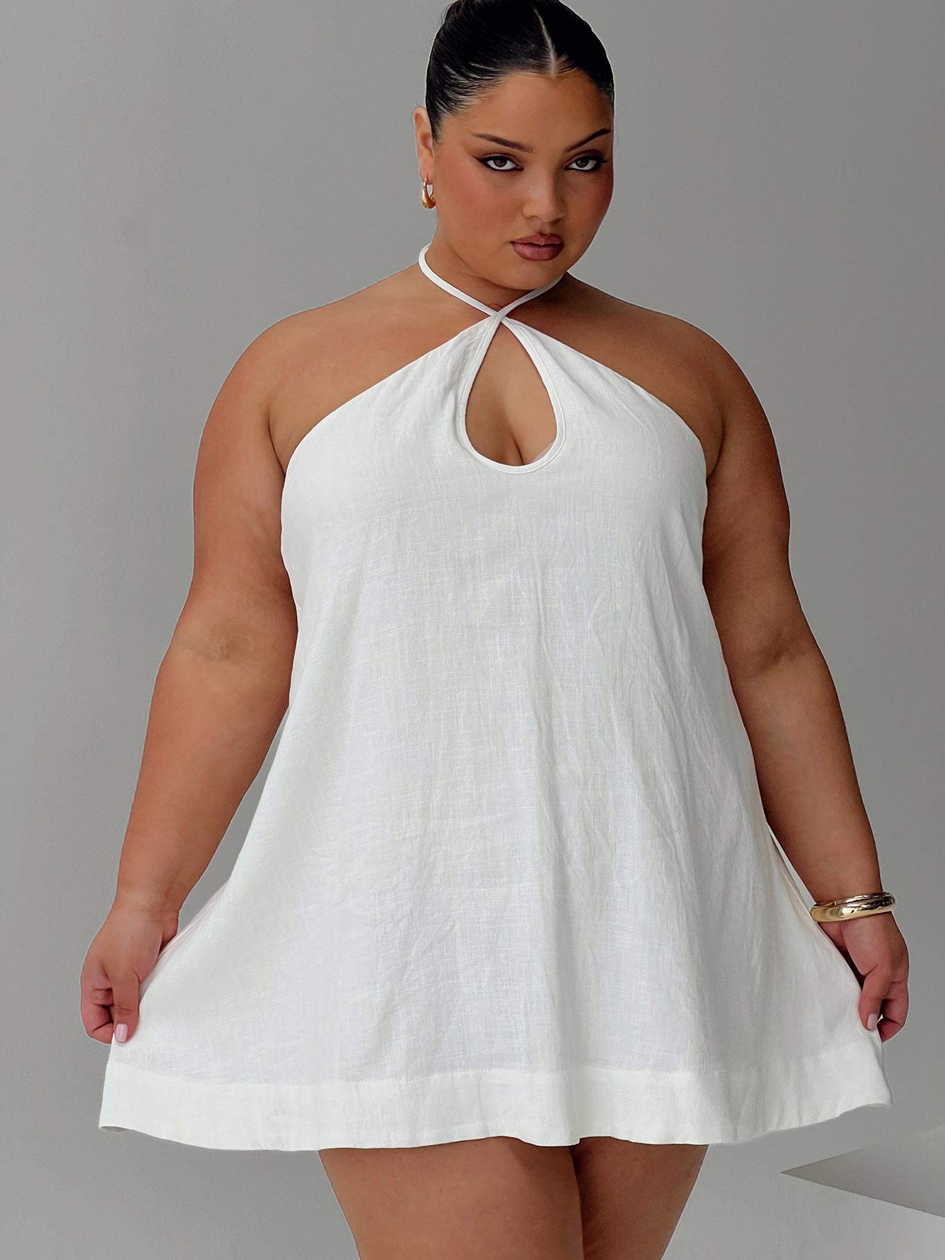 front view of model wearing Princess Polly Thomasina Linen Halter Dress White Curve 
