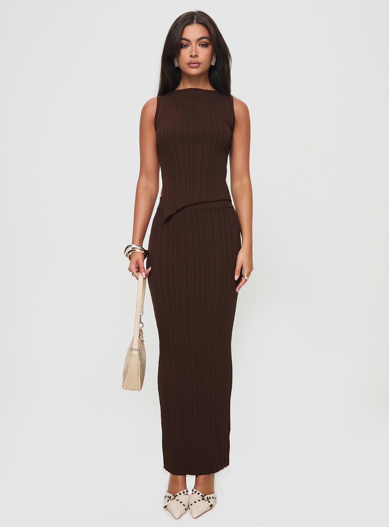 Matching set Ribbed material, high neckline, asymmetric hem, elasticated waist Good stretch, unlined