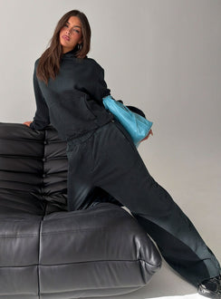 AT Baggy Sweatpant Black