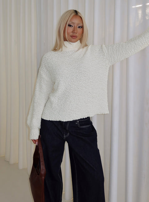 Feyre Boucle Jumper Ivory
