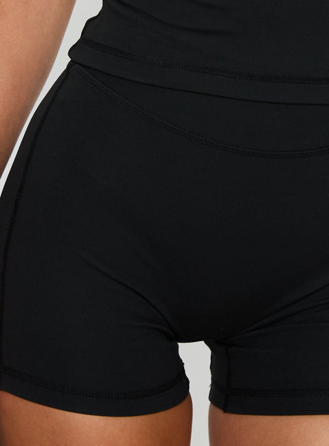 Final Form Active 4" Invisible Scrunch Shorts Black