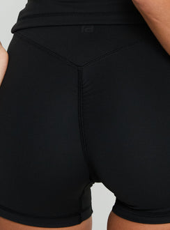 Final Form Active 4" Invisible Scrunch Shorts Black