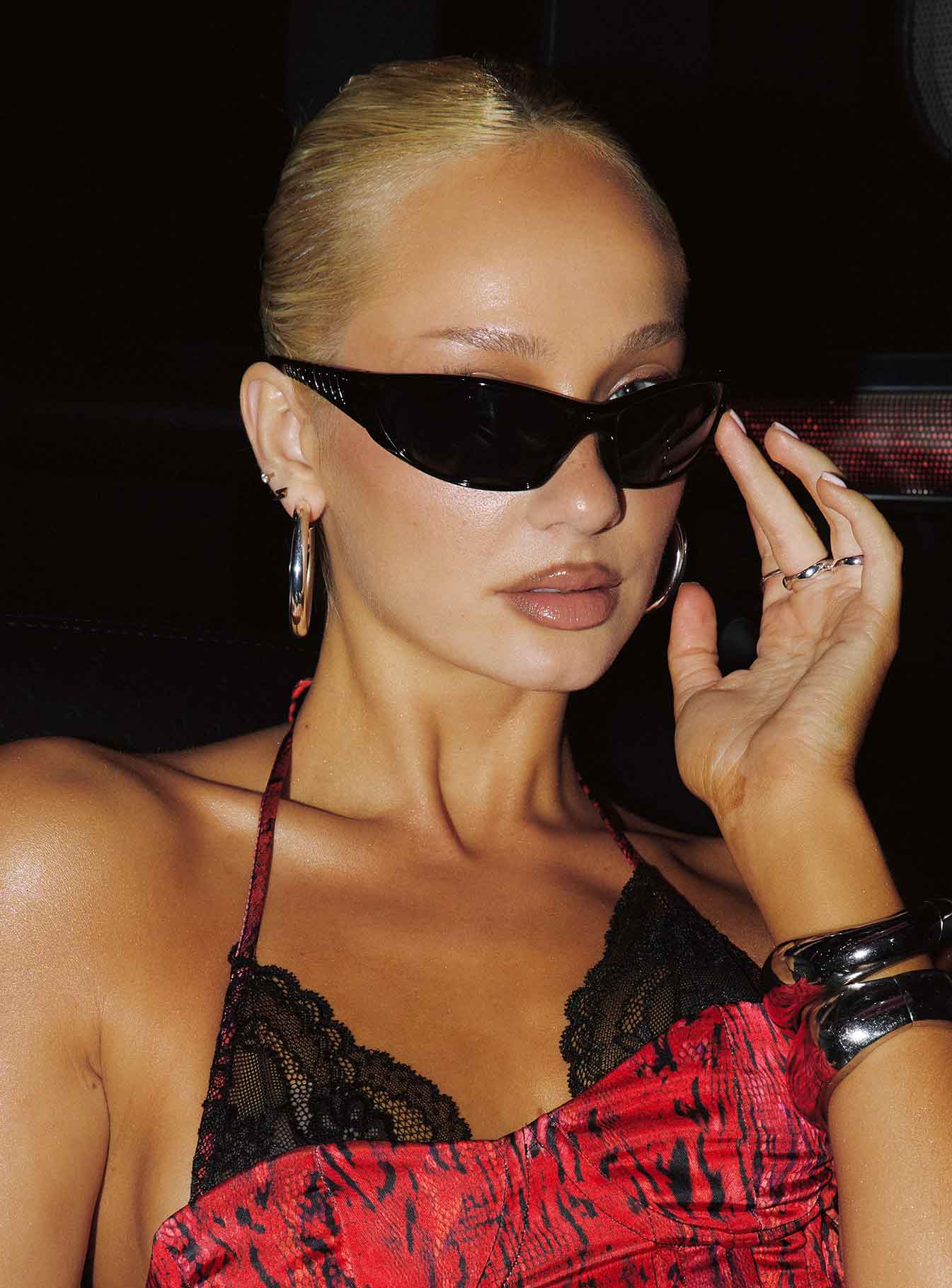 Rave On Sunglasses Black