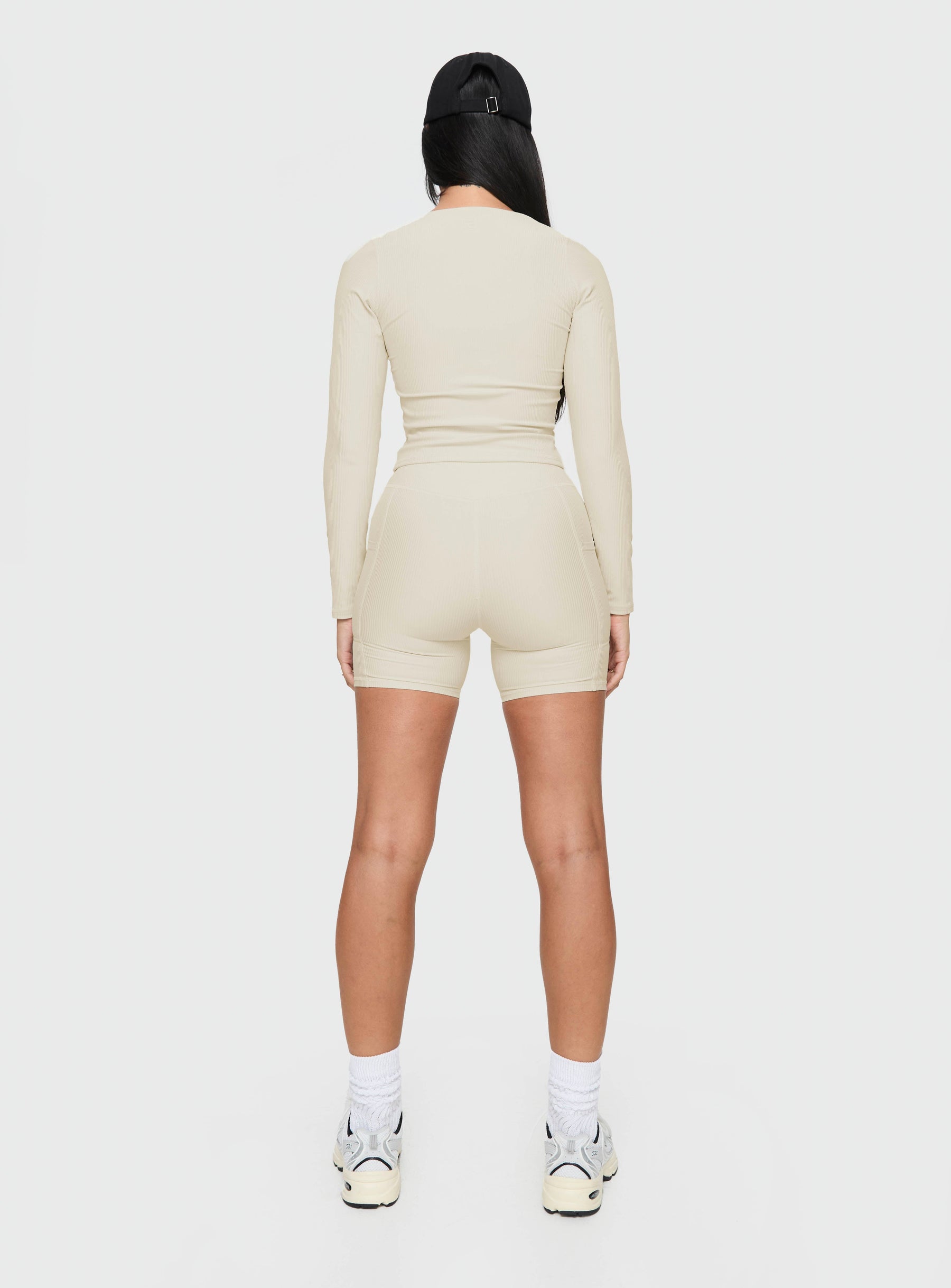 Thriving Activewear Top Latte