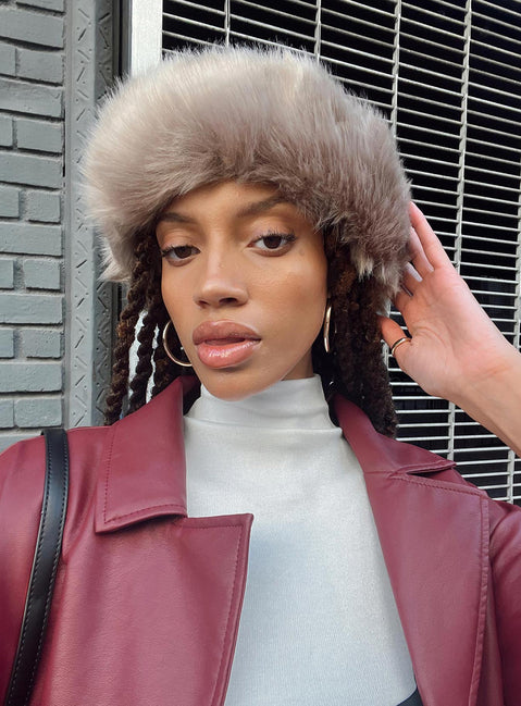 Veruca Fluffy Hat Brown