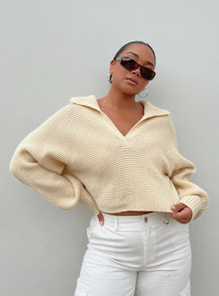 Cream cropped sweater Knit material Wide collar Good stretch Unlined