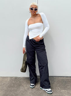 Parachute pants Windbreaker material Elasticated waistband Wide leg