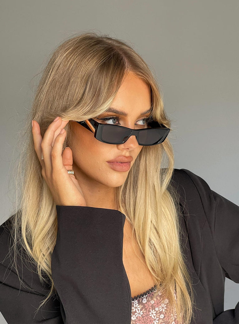 Sunglasses 100% plastic UV 400 Rectangle design  Moulded nose bridge  Black tinted lenses Lightweight 