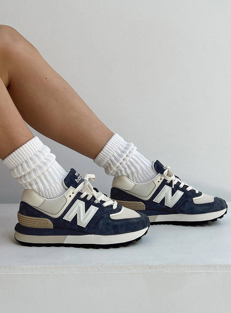 New Balance 574 Navy Cream
