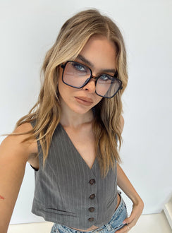 Tort frame glasses Clear lenses, moulded nose bridge, oversized frame