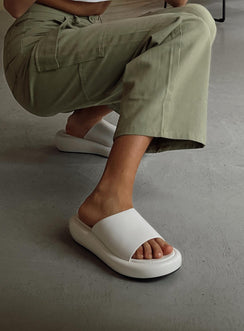 Sandals Faux leather material Single wide upper Padded footbed