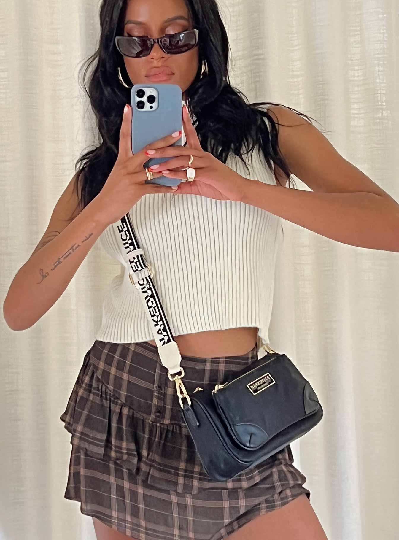 Nakedvice The Hunter Kia Black