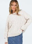 Cable knit jumper Scoop neckline Drop shoulder Relaxed fitting Unlined