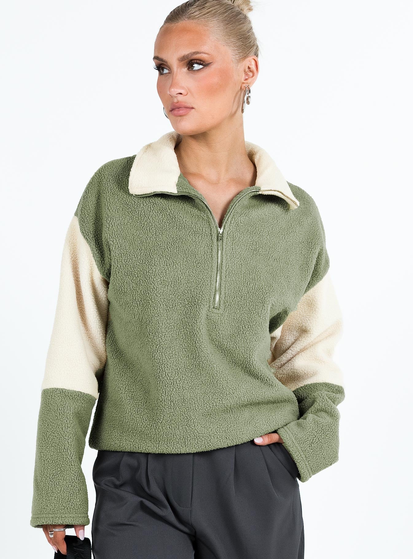 Sweater Fleece material High neck Quarter zip fastening at front