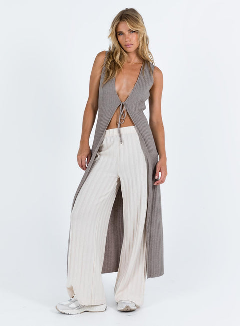 Tieghan Longline Cardigan Brown Princess Polly  regular 