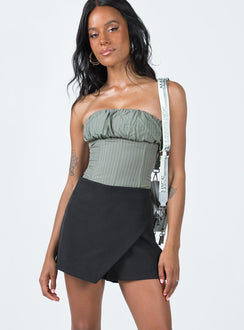 Black skort Invisible zip fastening at side