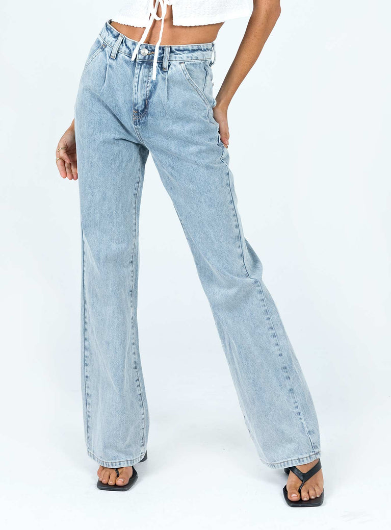 Jeans Light wash denim Belt looped waist Classic five-pocket design Zip & button fastening High waisted Princess Polly badge on back Straight leg