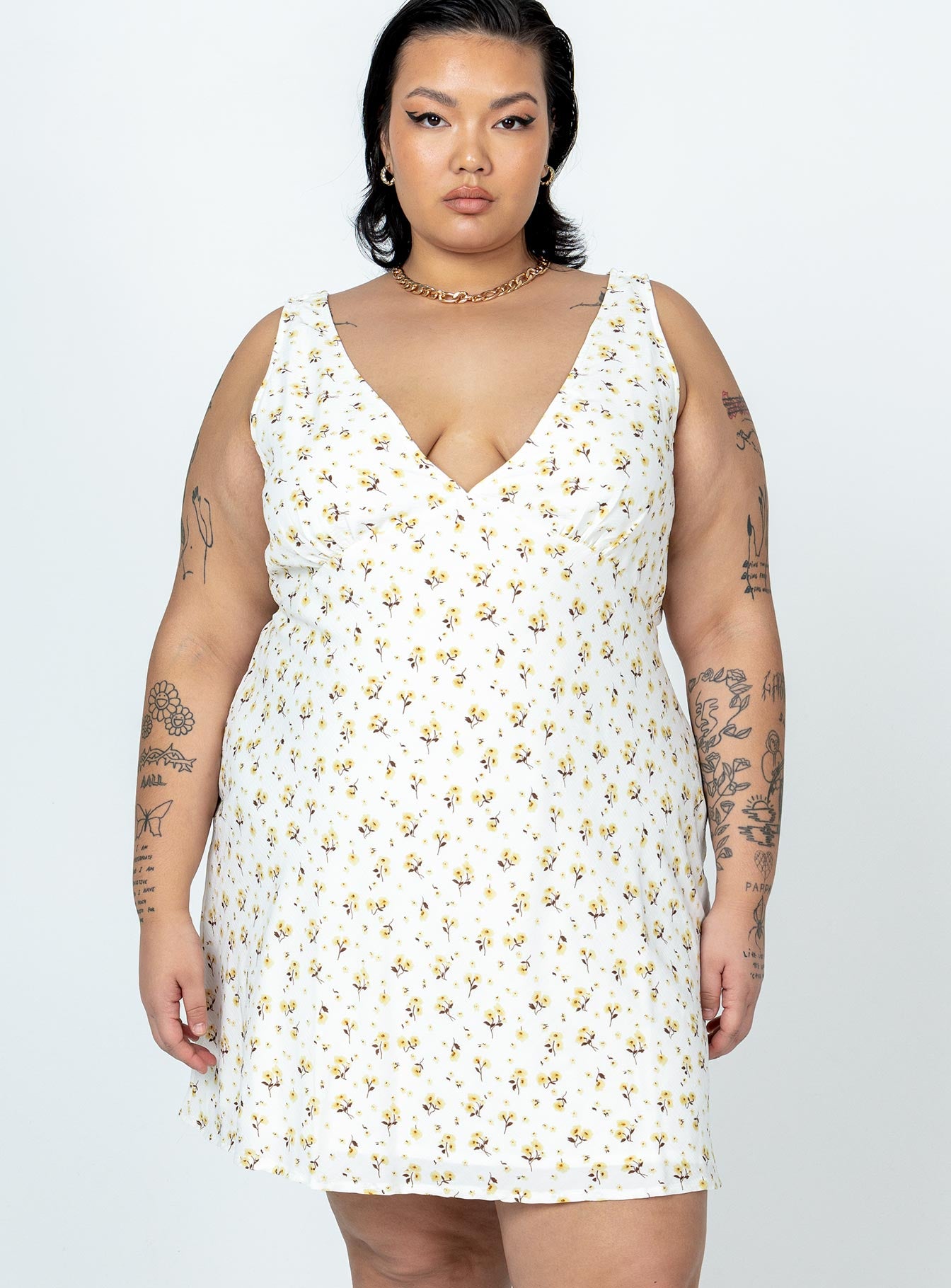 Nellie Mini Dress White / Yellow Floral Curve