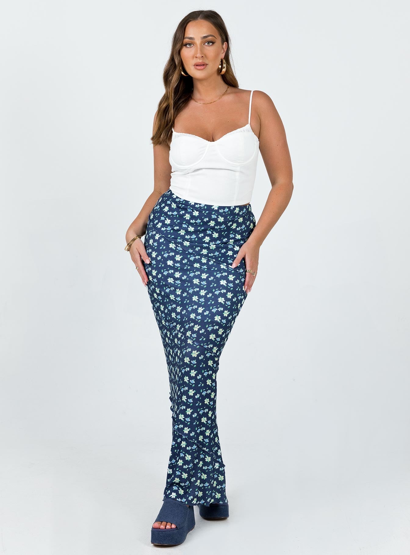 Maxi skirt Floral print High waisted  Elasticated waistband Ribbed knit material Ruffle trimming Lettuce edge hemline