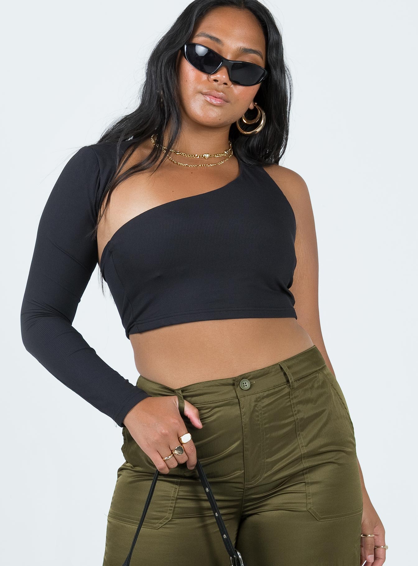 Crop top Ribbed material Single long sleeve Good stretch Fully lined