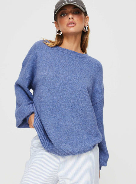 Sweater Oversized fit, knit material, wide neckline, drop shoulder