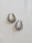 Silver earrings Hoop style Clasp fastening Silver-toned