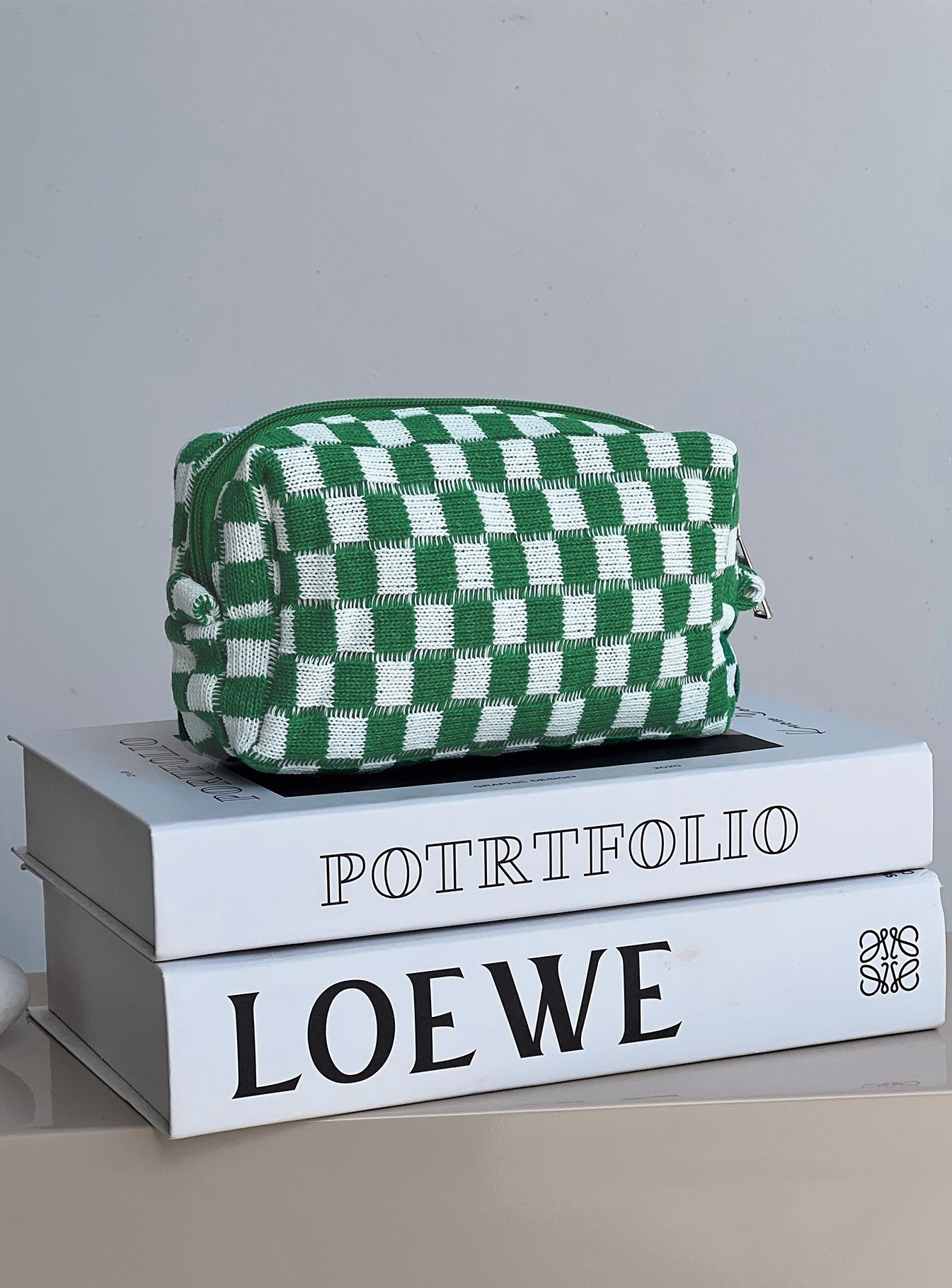 Cosmetics bag Knit material Check print Zip fastening  Fully lined 